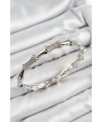 Pirinç Zirkon Taşlı Kemik Model Gümüş Renk Vip Kadın Bileklik