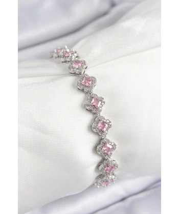 Pirinç Zirkon Taşlı Pembe Yonca Baget Model Gümüş Renk VIP Seri Kadın Bileklik