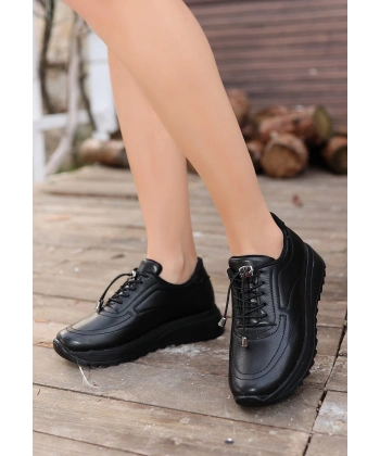 Romy Siyah Cilt  Bağcıklı Spor Ayakkabı