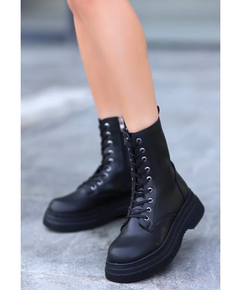 Roxan Siyah Cilt Bağcıklı Bot