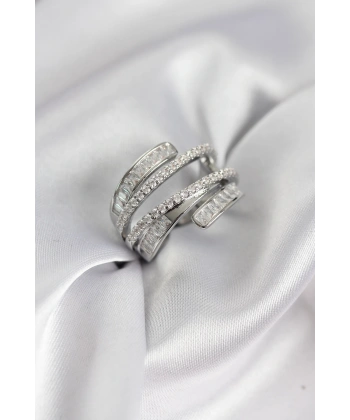 Sarmal Zirkon Baget Taşlı Gümüş Renk Kadın Yüzük