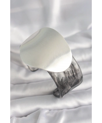 Siyah Mermer Desen Akrilik Pilastik Gümüş Plaka Model Vintage Kadın Bilezik