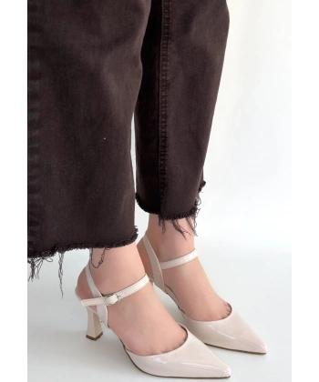 Suden Bej Rugan Topuklu Ayakkabı