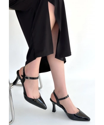 Suden Siyah Rugan Topuklu Ayakkabı