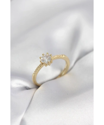 Tek Taş Model Gold Renk Zirkon Taşlı Kadın Yüzük