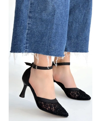 Weja Siyah Cilt Tül Detaylı Simli Topuklu Ayakkabı