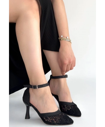 Weja Siyah Cilt Tül Detaylı Topuklu Ayakkabı