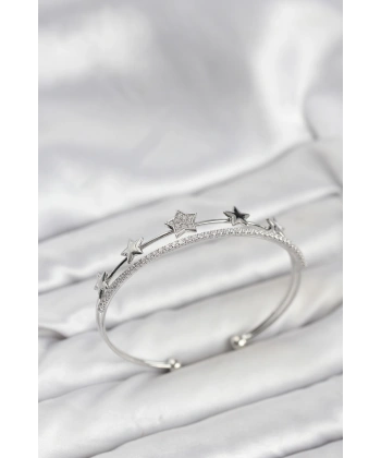 Yıldız Model Gümüş Renk Pirinç Kadın Bileklik