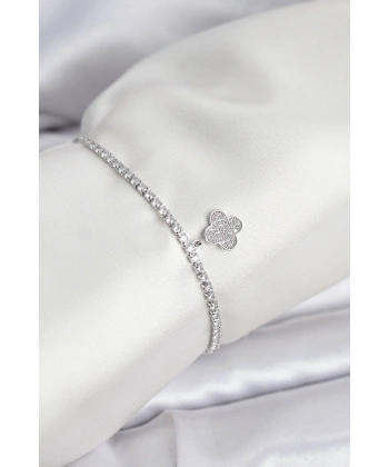 Yonca Model Zirkon Taşlı Gümüş Renk Asansörlü Su Yolu Bileklik