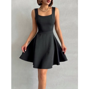 Kadın kare yaka kısa elbise s251188