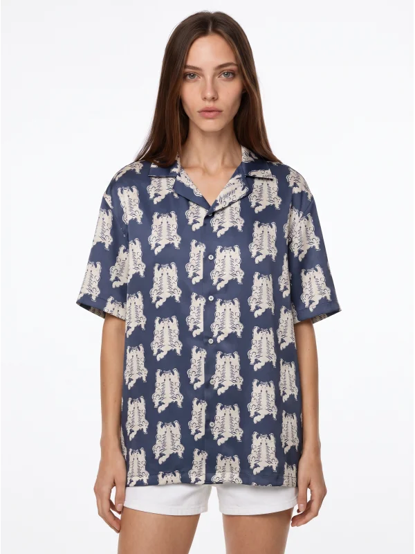 KAPLAN BASKILI - Unisex Kısa Kollu Kamp Yaka Saten Gömlek