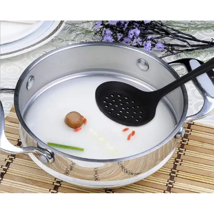 Burcummm Silikon Uzun Kevgir Kırmızı