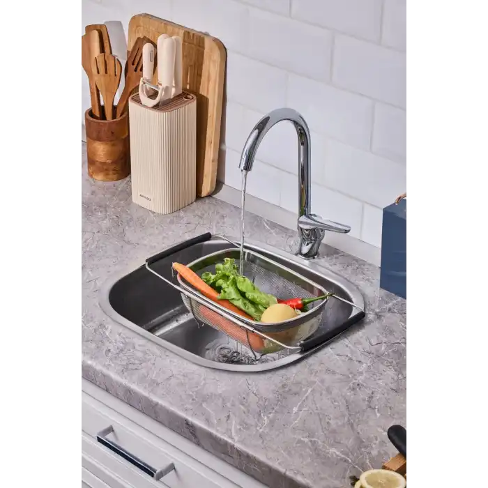 Uzayan Kulplu Çelik Süzgeç 29 Cm.