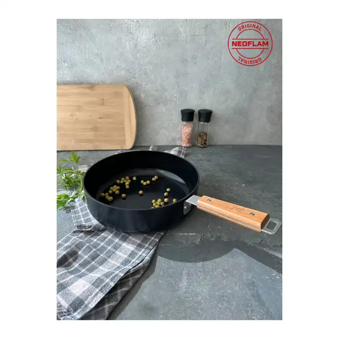 Bien Siyah Wok Tava 24 cm.