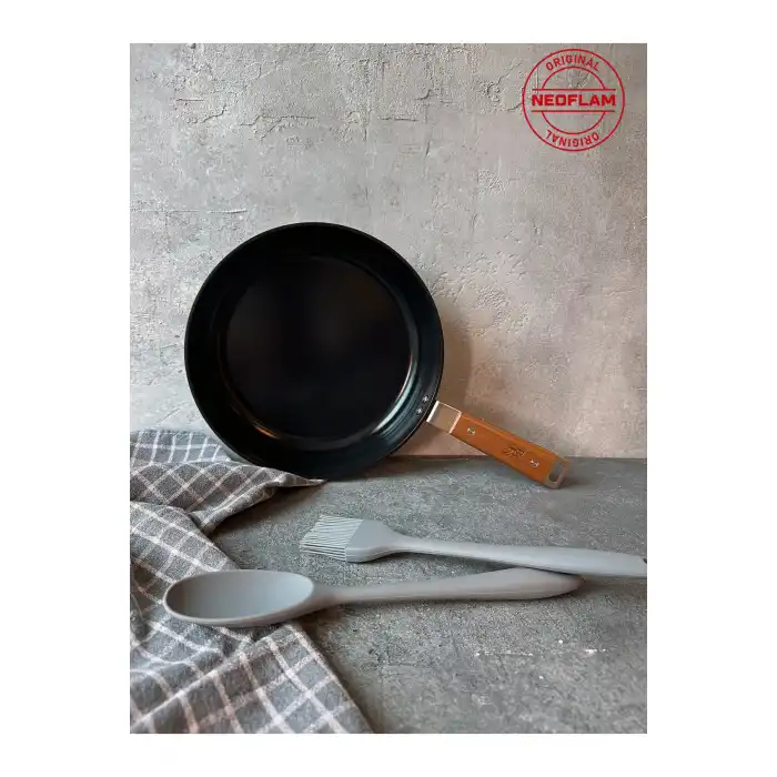 Bien Siyah Wok Tava 24 cm.