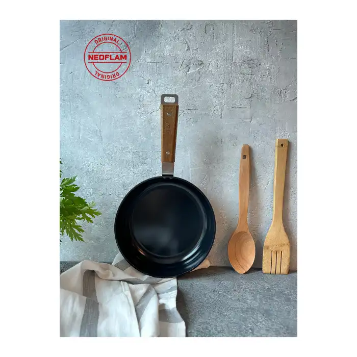 Bien Siyah Wok Tava 20 cm.