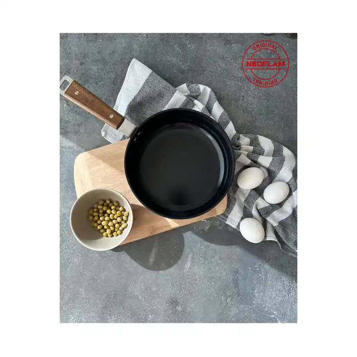 Bien Siyah Wok Tava 20 cm.