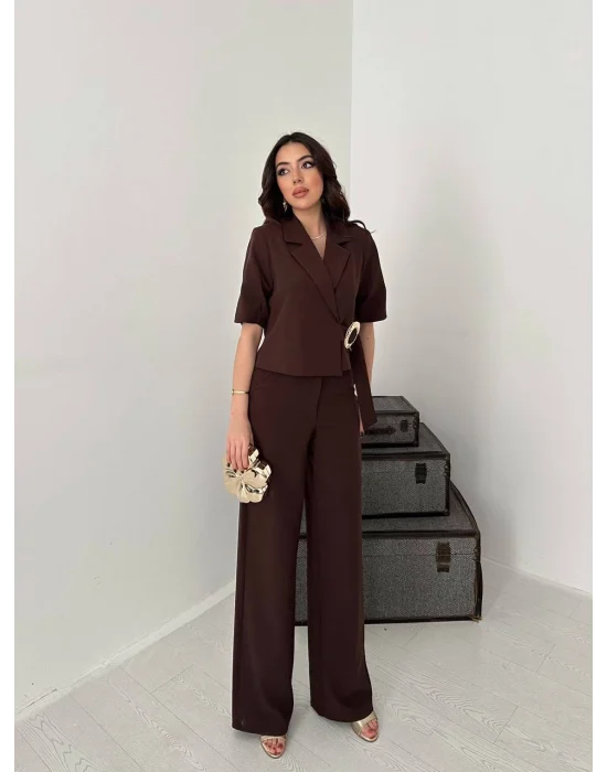 Kadın Toka Detaylı Kahverengi Ceket Pantolon Takımı