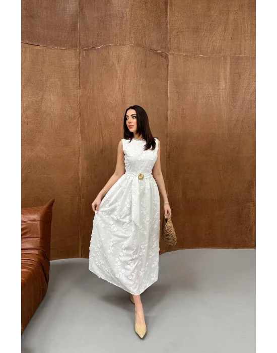 Kadın 3D Brode Detaylı Astarlı Ekru Kolsuz Elbise