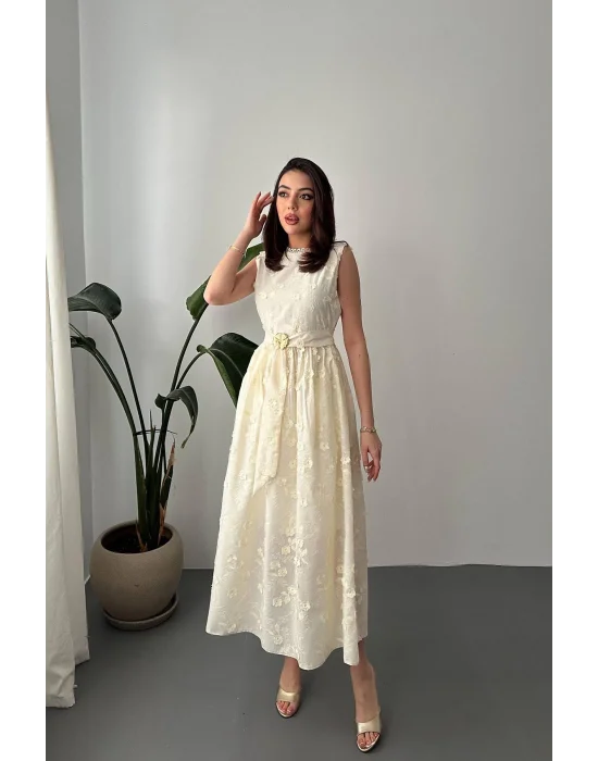 Kadın 3D Brode Detaylı Astarlı Bej Kolsuz Elbise