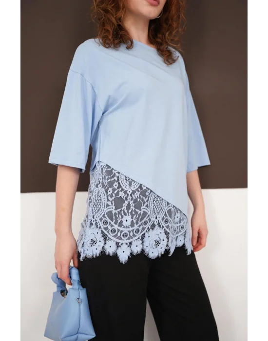 Kadın Dantel Detaylı Bebe Mavi Asimetrik Tişört