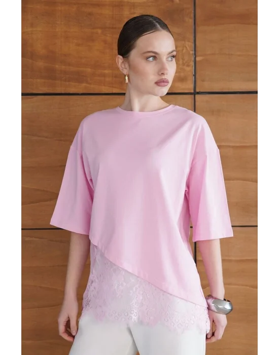 Kadın Dantel Detaylı Pudra Pembe Asimetrik Tişört