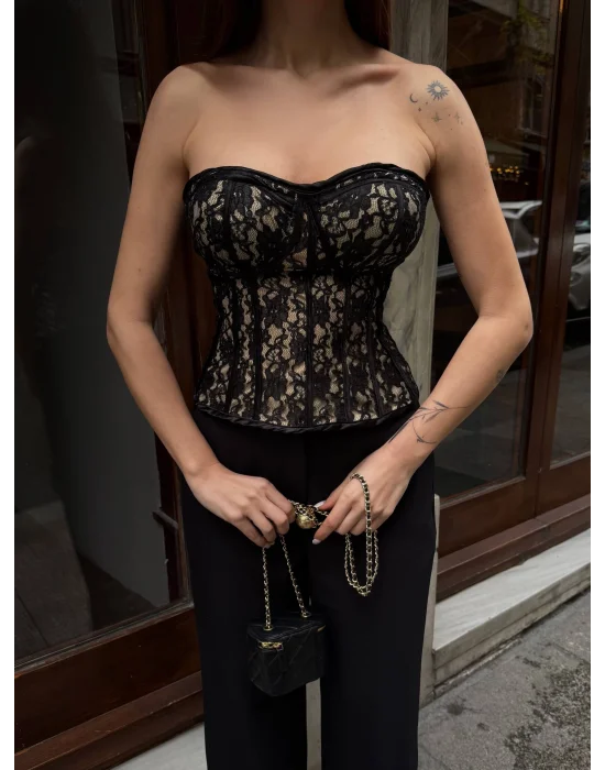 Kadın Siyah Dantel Detaylı Korseli Straplez Büstiyer