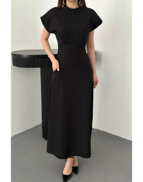 Kadın Göğüs Büzgülü Siyah Uzun Elbise