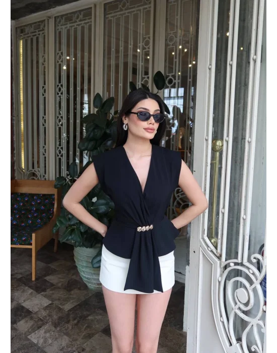 Kadın Linda Kumaş Aksesuarlı Siyah Kruvaze Bluz