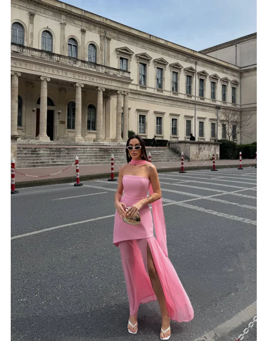 Kadın Straplez Yırtmaçlı Şifon Detaylı Pudra Pembe Abiye Elbise