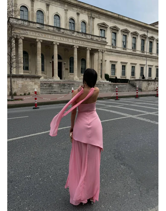 Kadın Straplez Yırtmaçlı Şifon Detaylı Pudra Pembe Abiye Elbise