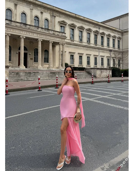 Kadın Straplez Yırtmaçlı Şifon Detaylı Pudra Pembe Abiye Elbise