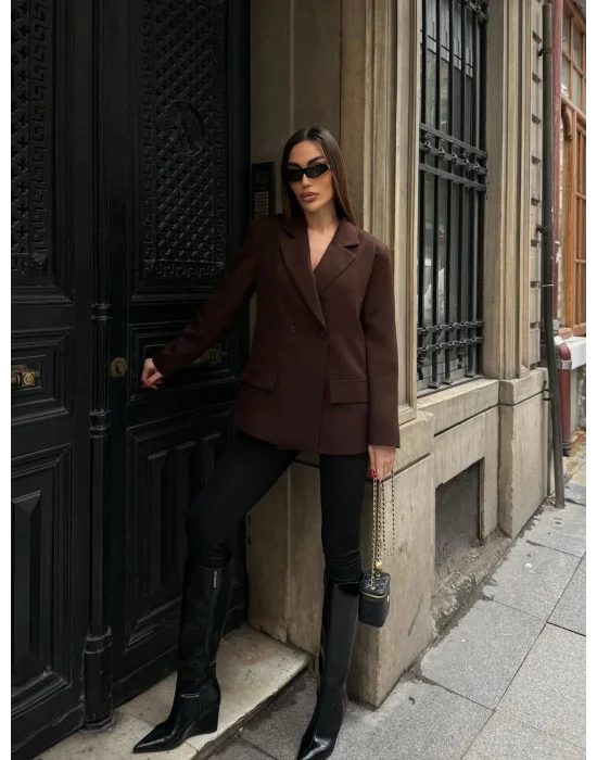 Kadın Sırtı Kuşgözü Bağlama Detaylı Kahverengi Blazer Ceket