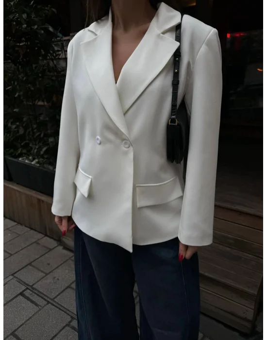 Kadın Sırtı Kuşgözü Bağlama Detaylı Beyaz Blazer Ceket