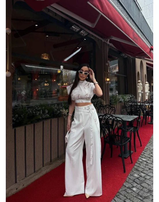Kadın Vatkalı Crop Bluz Bol Paça Pantolon Takım