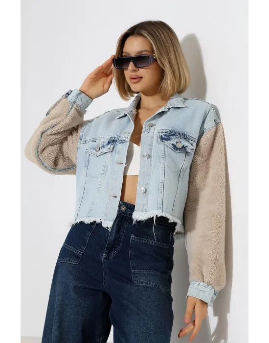 Kadın Buz Mavi Peluş Detaylı Lazerli Kot Ceket