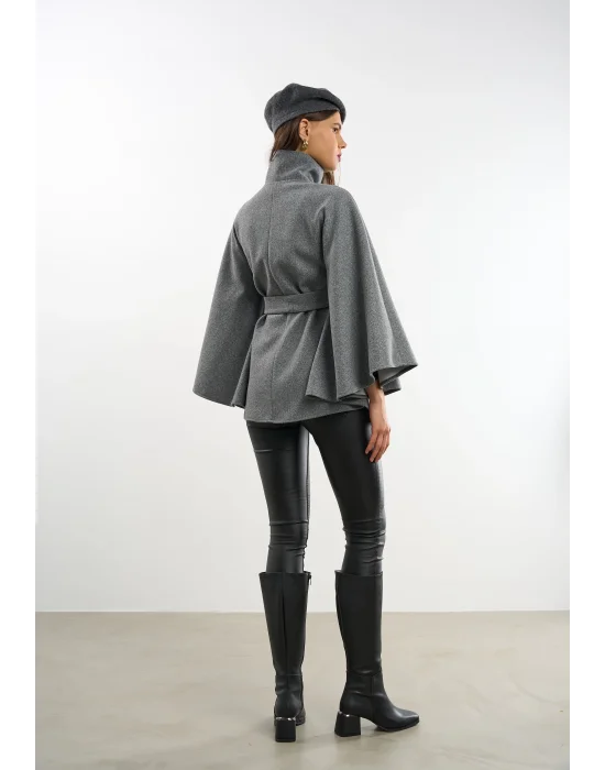 Kadın Gri Kaşe Kumaş Düğmeli Kuşaklı Pelerin Panço