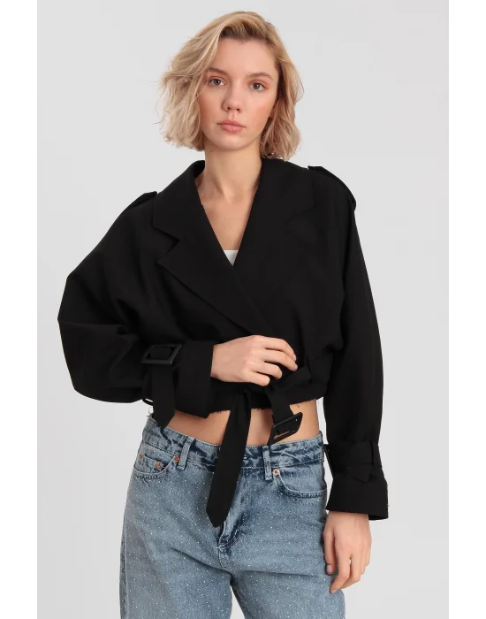 Kadın Kemerli Reglan Kısa Ceket