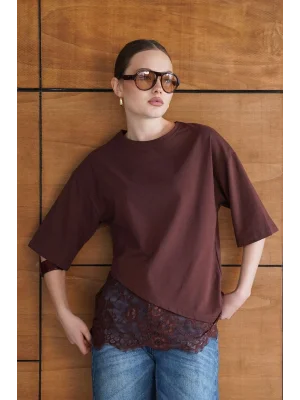 Kadın Dantel Detaylı Kahverengi Asimetrik Tişört