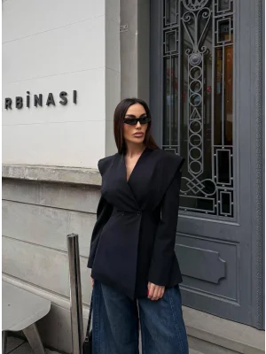 Kadın Pencere Detaylı Uzun Kollu Şık Siyah Blazer Ceket