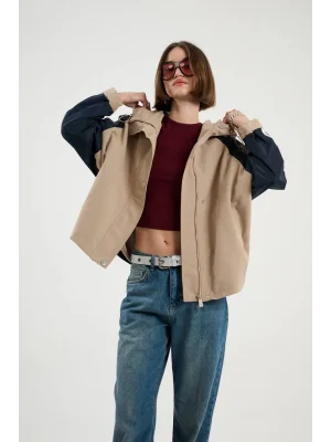 Kadın Şeritli Parka Yağmurluk