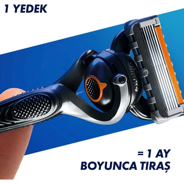 Gillette Fusion Proglide Avantajlı Yedek Tıraş Bıçağı 8 Adet + Gillette Tıraş Köpüğü 300 ml Hassas
