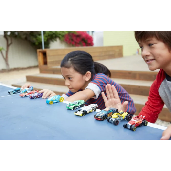 Hot Wheels 5li Araba Seti 1:64 ölçekli