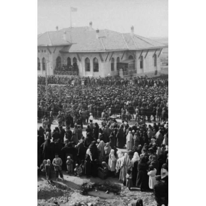 Cumhuriyetin İlk Sabahı -  Şermin Yaşar - İlber Ortaylı (Eser Sahibi)