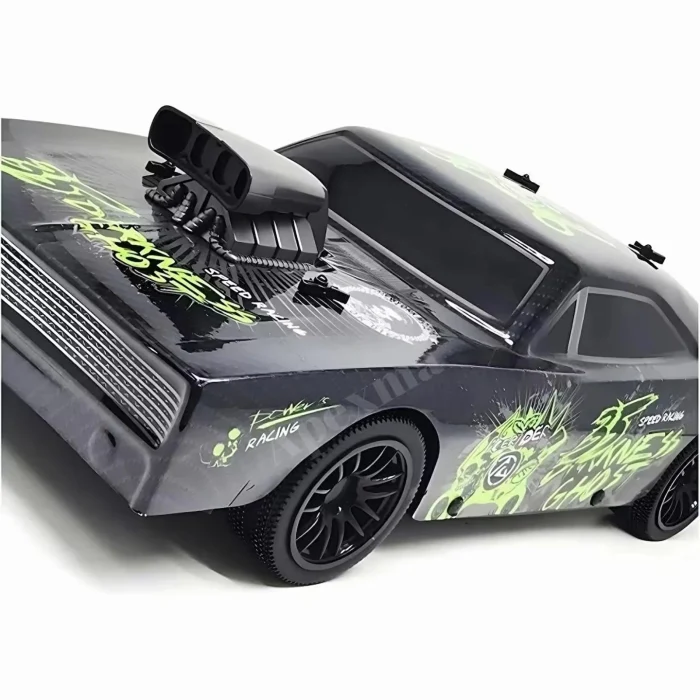 Vardem 45 Cm Yüksek Hızlı Şarj Edilebilir Yarış Arabası Uzaktan Kumandalı 2.4 GHz , 1:10 Canavar Araba