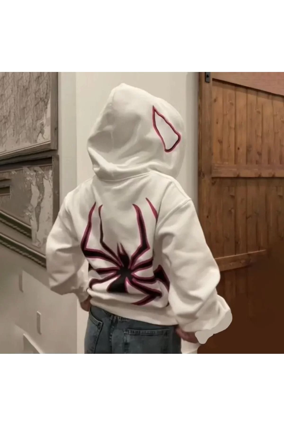 Beyaz Kapüşonlu Sırt Baskılı Spiderman Maske Hırka
