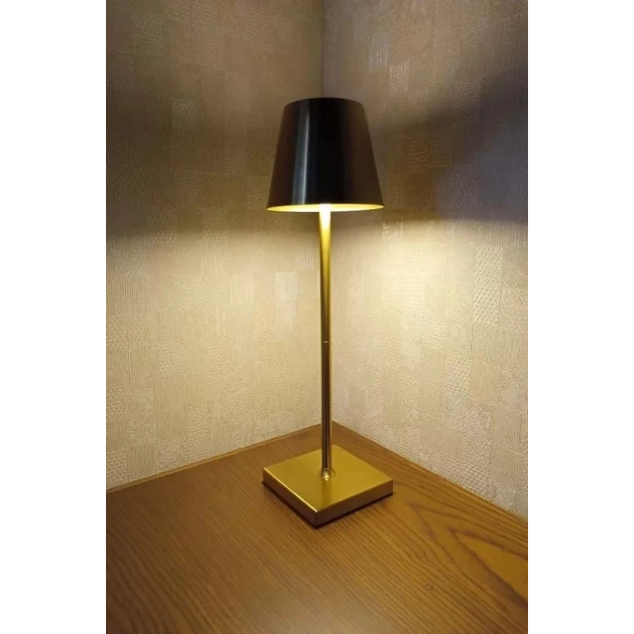 İstanbul Şarjlı Dokunmatik Masa Lambası