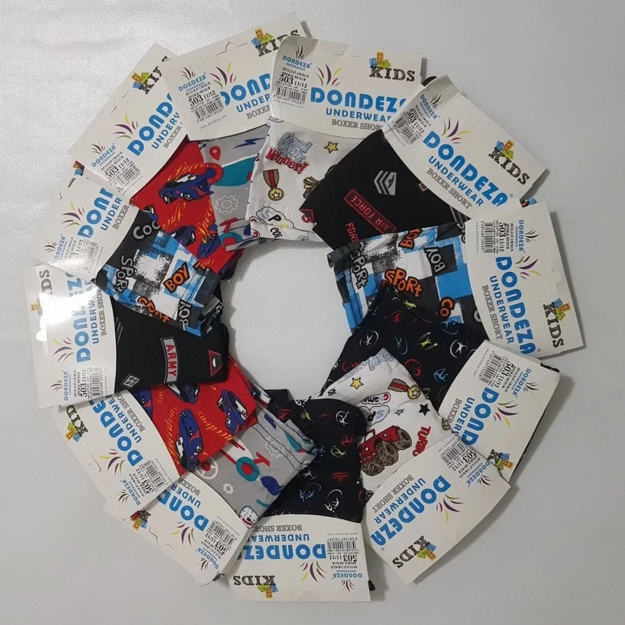 Dondeza erkek  çocuk baxır (1 dz)