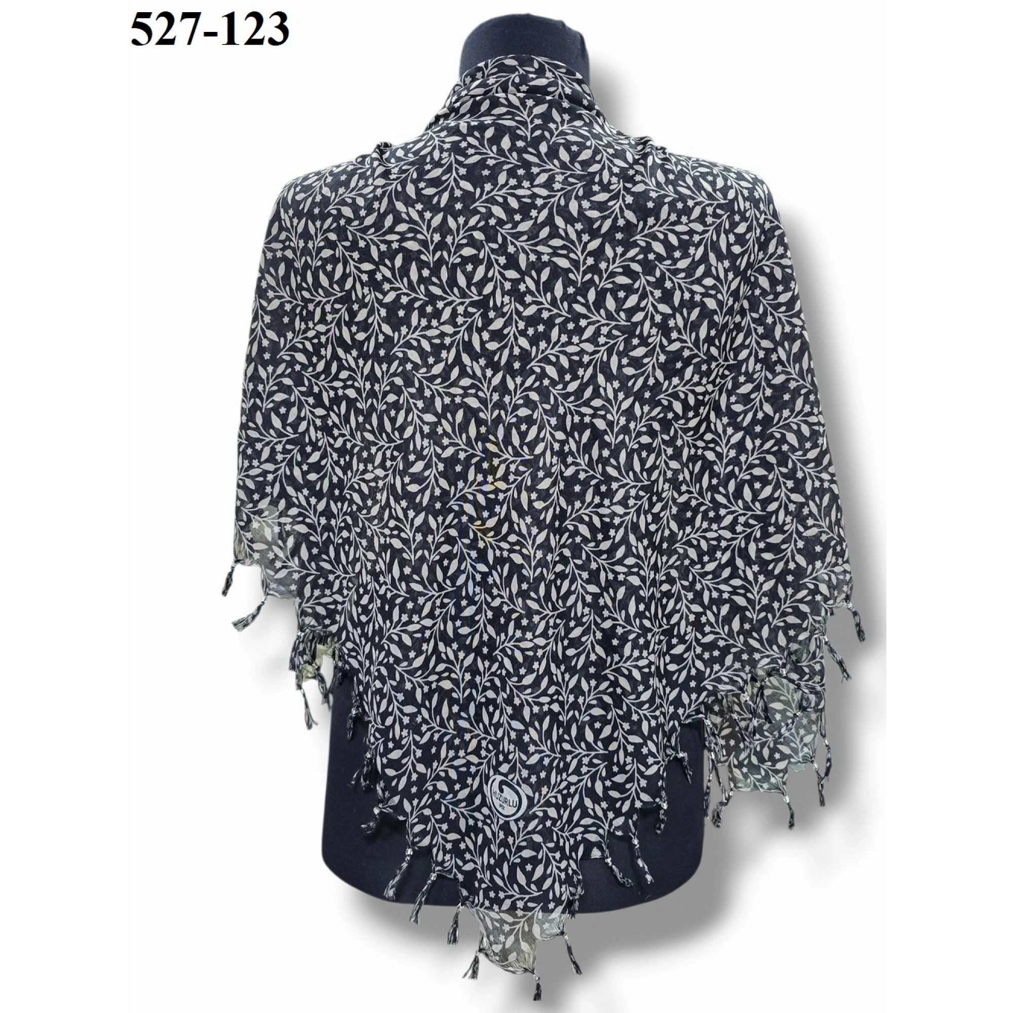 Huzurlu İpek Desenli Sökme Boncuklu Eşarp 527-123