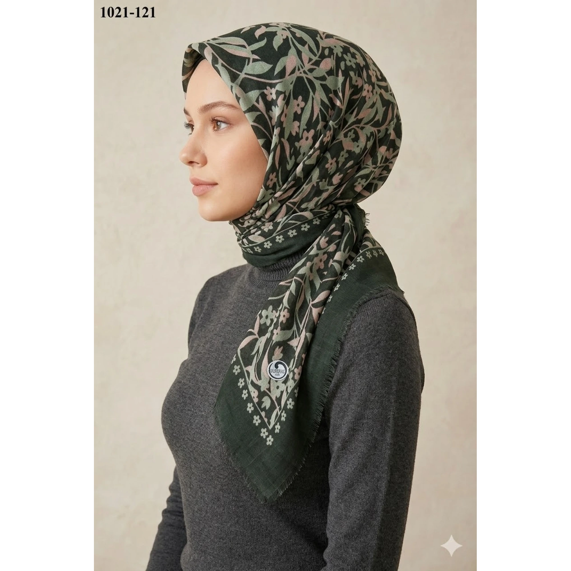 Huzurlu İpek Desenli Flamlı Pamuk Eşarp 1021-121
